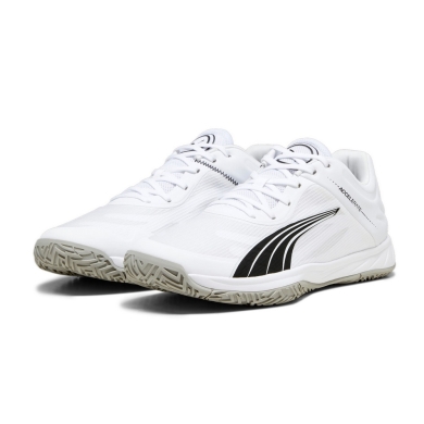 Puma Hallen-Indoorschuhe Accelerate Turbo weiss/schwarz Herren