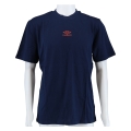 umbro Freizeit-Tshirt Diamond Small Logo Tee (Baumwolle) indigoblau/rot Herren